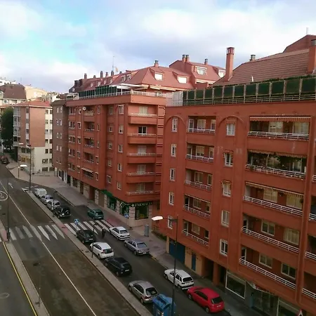 Avenida Portugal, 56 Apartment