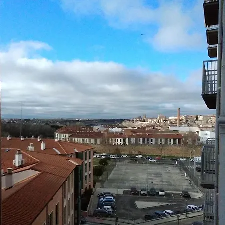 Avenida Portugal, 56 * Zamora